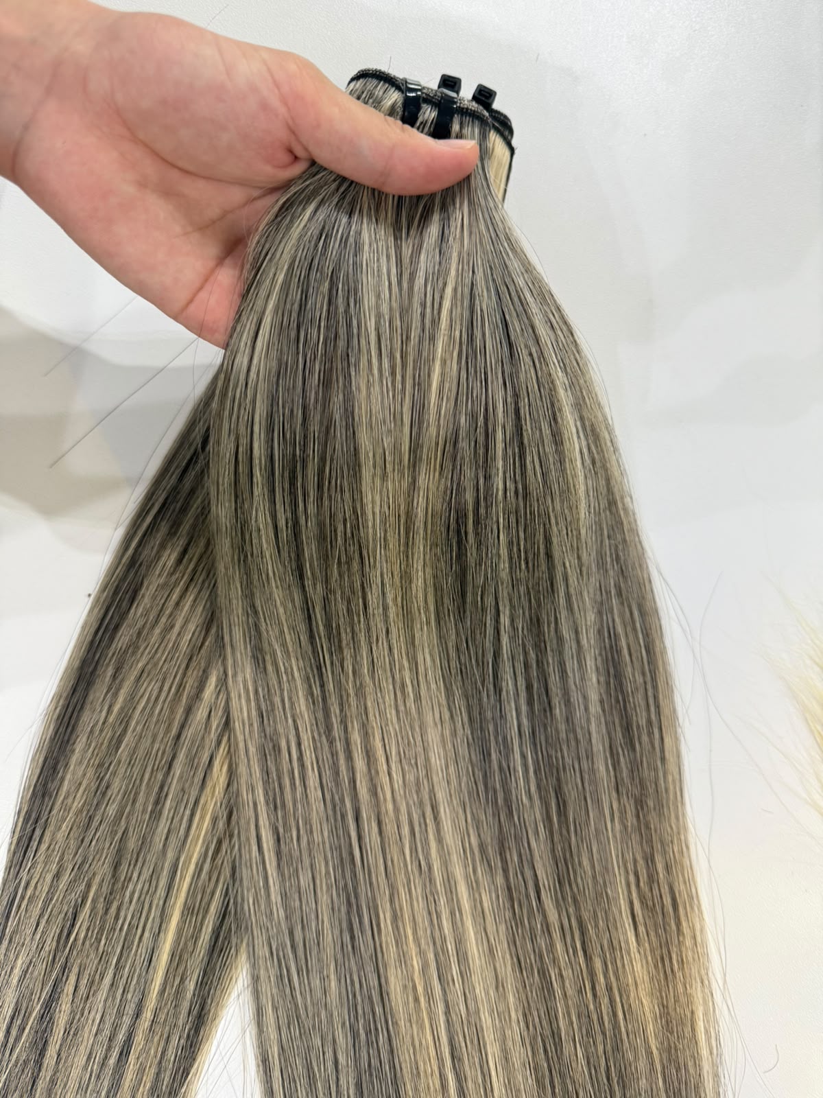 Ash Blonde Highlight Single Bundle | 100% Remy Human Hair Extension | Zodiac Tracks